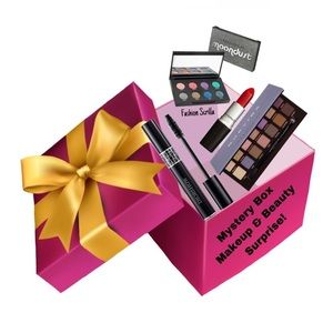 Mystery Box Makeup Artist Surprise!